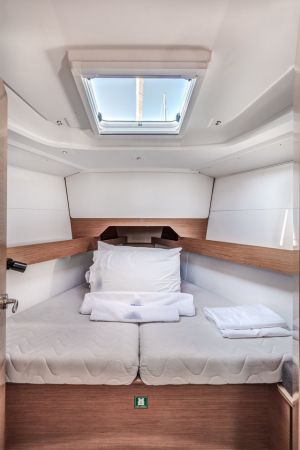 Sun Odyssey 349