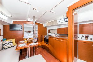 Oceanis 38.1