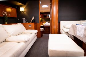 Oceanis 60