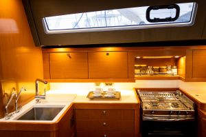 Oceanis 60