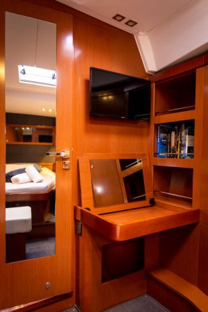 Oceanis 60