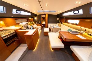 Oceanis 60