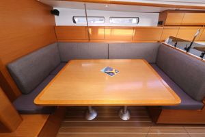 Sun Odyssey 439