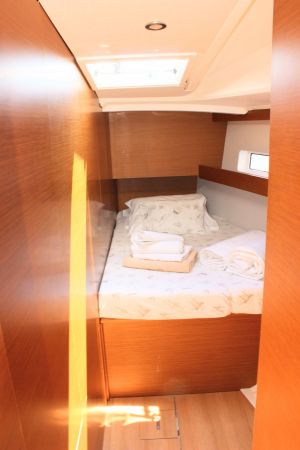 Sun Odyssey 490