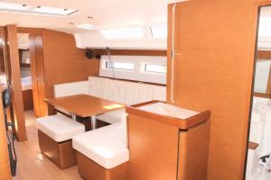 Sun Odyssey 490