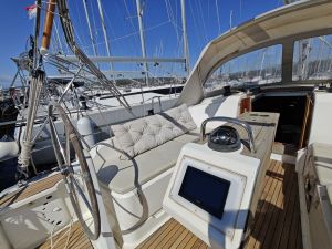 Bavaria Cruiser 37
