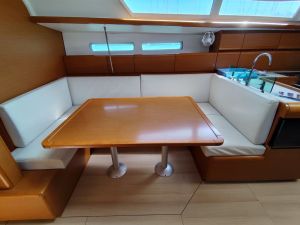 Sun Odyssey 449