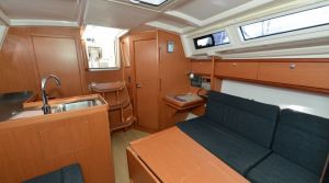 Bavaria Cruiser 33