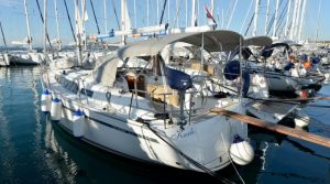 Bavaria Cruiser 33