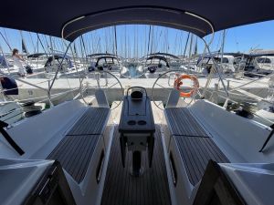 Bavaria Cruiser 37
