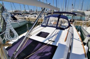 Dufour 382