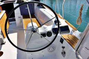Dufour 382