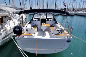 Dufour 382