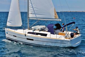 Dufour 382