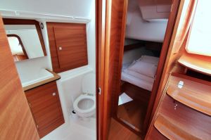 Dufour 382