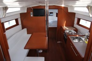 Oceanis 38.1