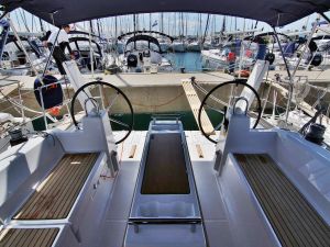 Oceanis 38.1