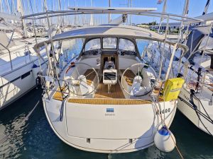 Bavaria Cruiser 37