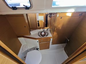 Sun odyssey 379