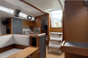 Sun Odyssey 349