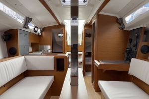 Sun Odyssey 349