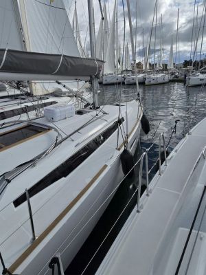 Sun Odyssey 349