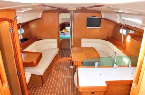 Sun Odyssey 42i