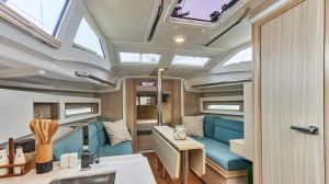 Maxus 35