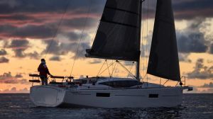 Maxus 35