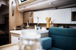 Maxus 35