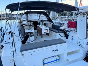 Dufour 430 GL