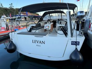 Dufour 430 GL