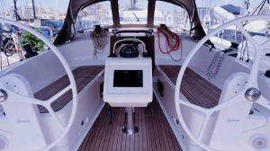 Bavaria Cruiser 37