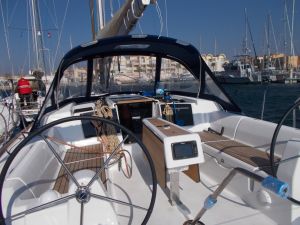 Dufour 382