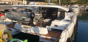 Lagoon 42