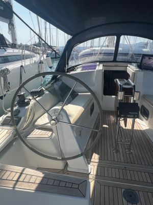 Hanse 345