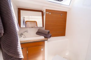 Dufour 382