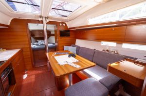 Dufour 382