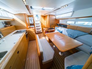 Sun Odyssey 519
