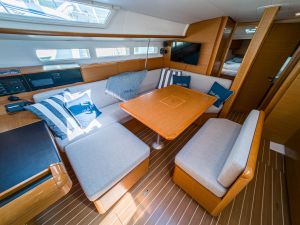 Sun Odyssey 519