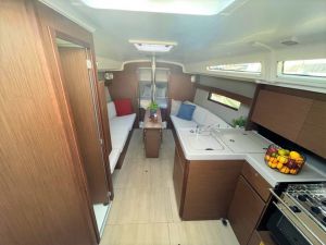 Oceanis 34.1