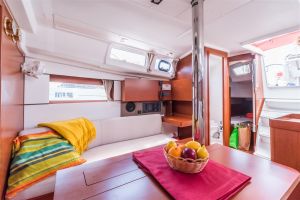 Oceanis 35.1