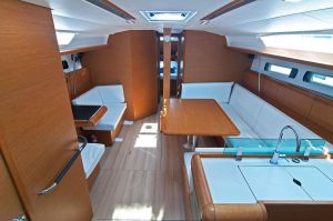 Sun Odyssey 449
