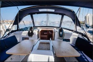 Sun Odyssey 519