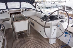 Bavaria Cruiser 56