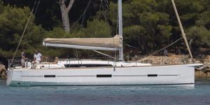 Dufour 460