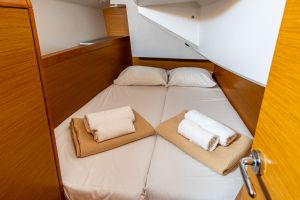 Sun Odyssey 349