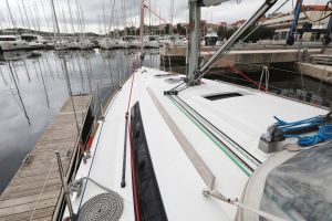 Oceanis 34