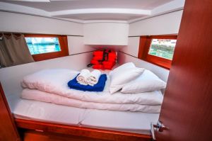 Oceanis 35