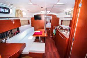 Oceanis 35